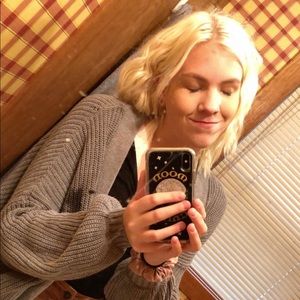 Meet your Posher, Sasha